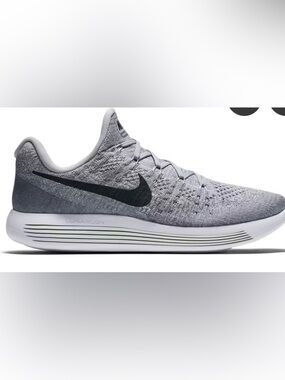 Nike Unisex Light Gray Flyknit Running Shoes with Black Swoosh, Size 10